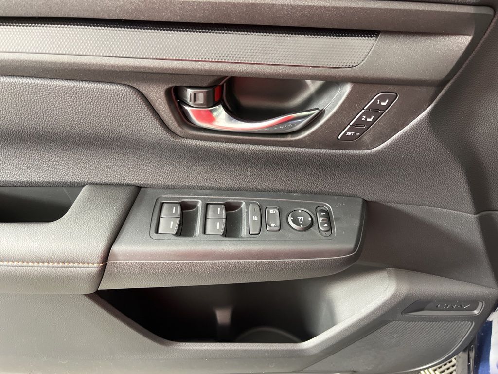 2025 Honda CR-V Sport-L 28