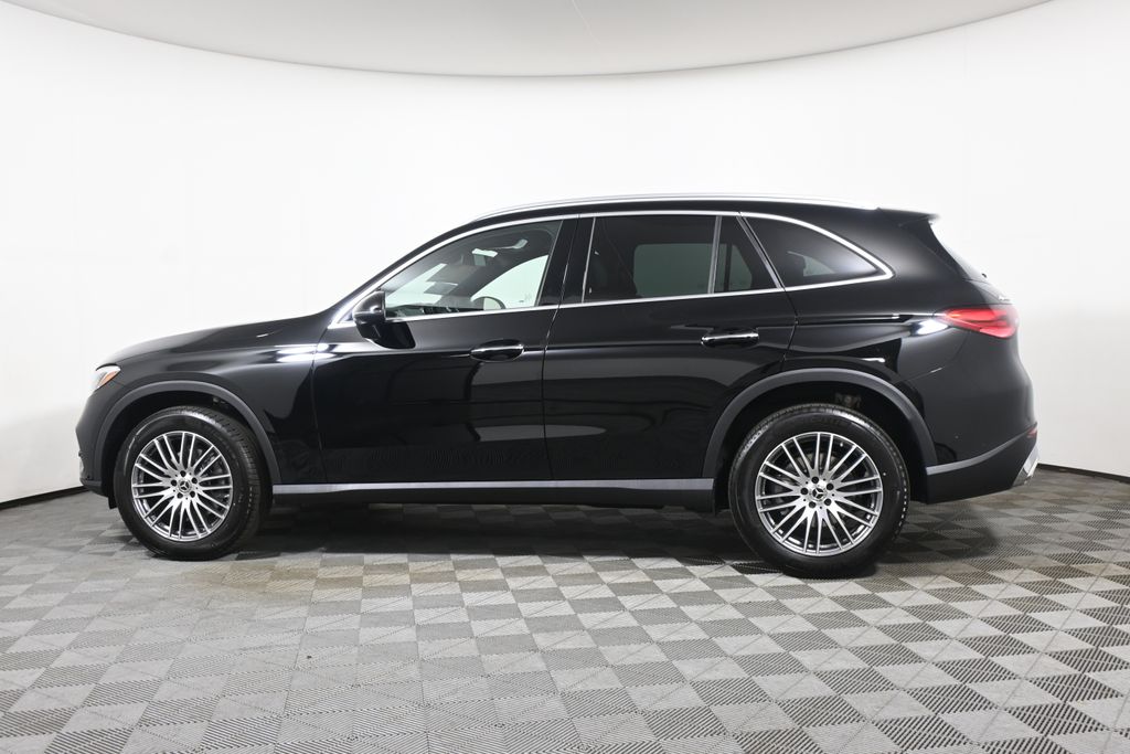 Thumbnail: 2026 Mercedes-Benz GLC - 2