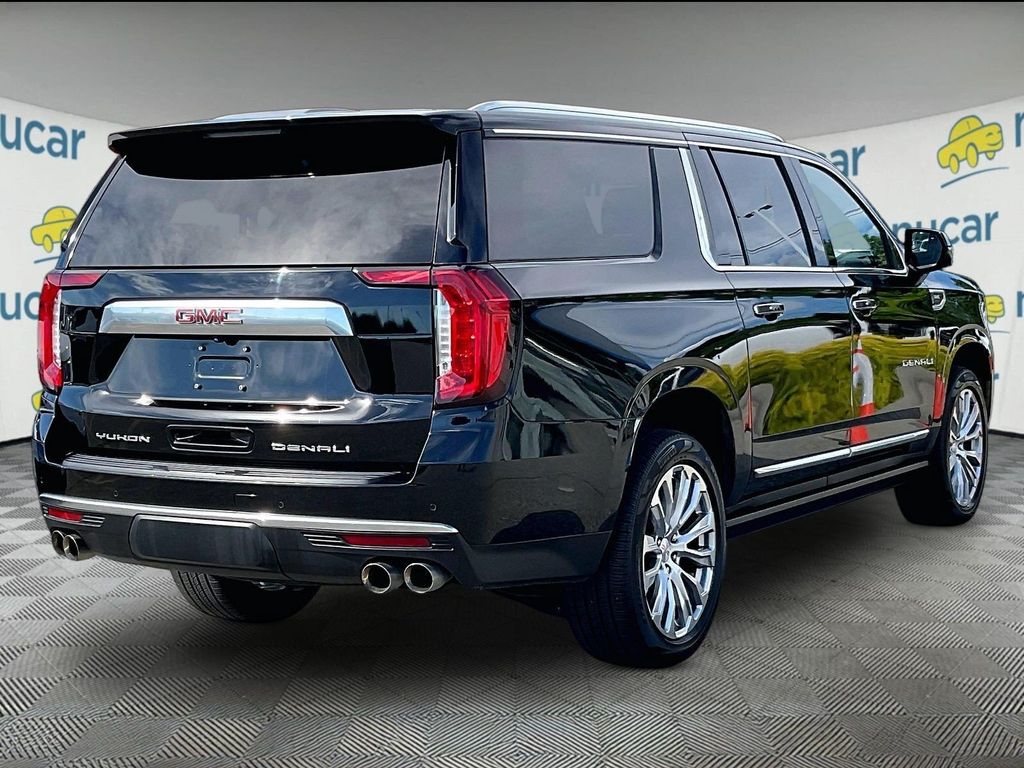 2023 GMC Yukon XL — photo 6