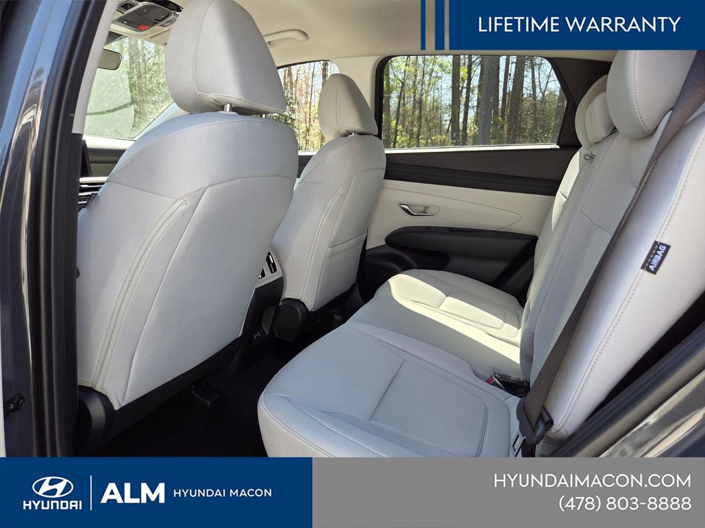 New 2026 Gray HYUNDAI SEL image 5