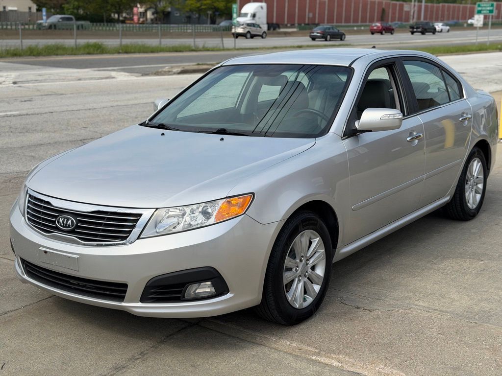 2010 Kia Optima EX AT's photo