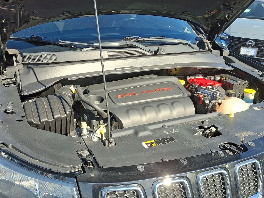 Thumbnail: 2019 Jeep Compass - 28