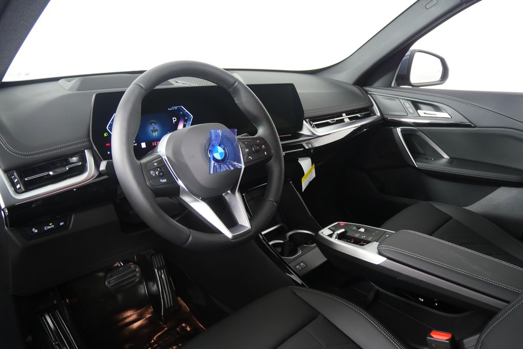 Thumbnail: 2025 BMW X1 - 12