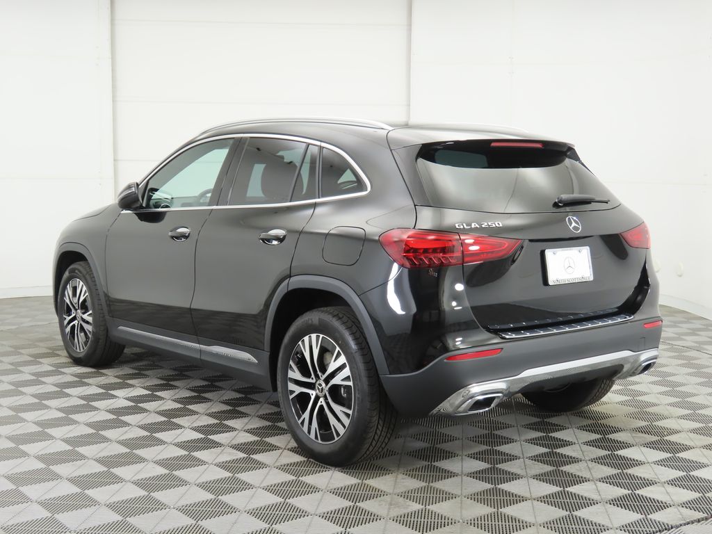 Thumbnail: 2026 Mercedes-Benz GLA - 7