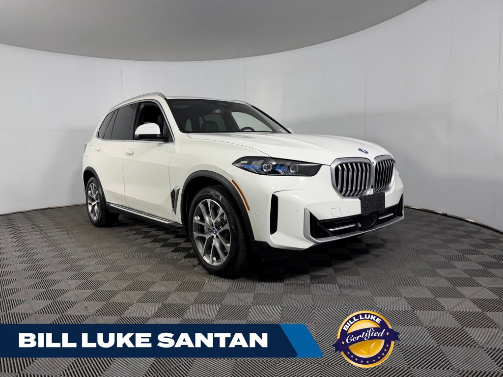 Alpine White 2025 BMW X5 xDrive50e AWD SUV / Crossover All-Wheel Drive 8-Speed Automatic