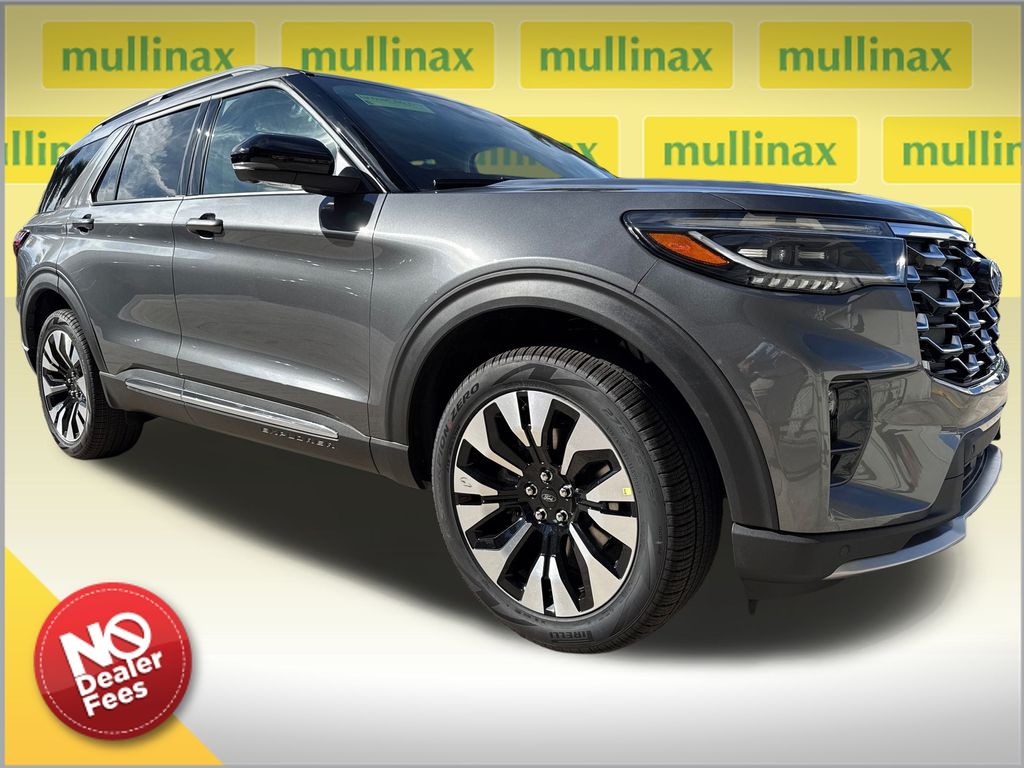 2026 Ford Explorer Platinum's photo