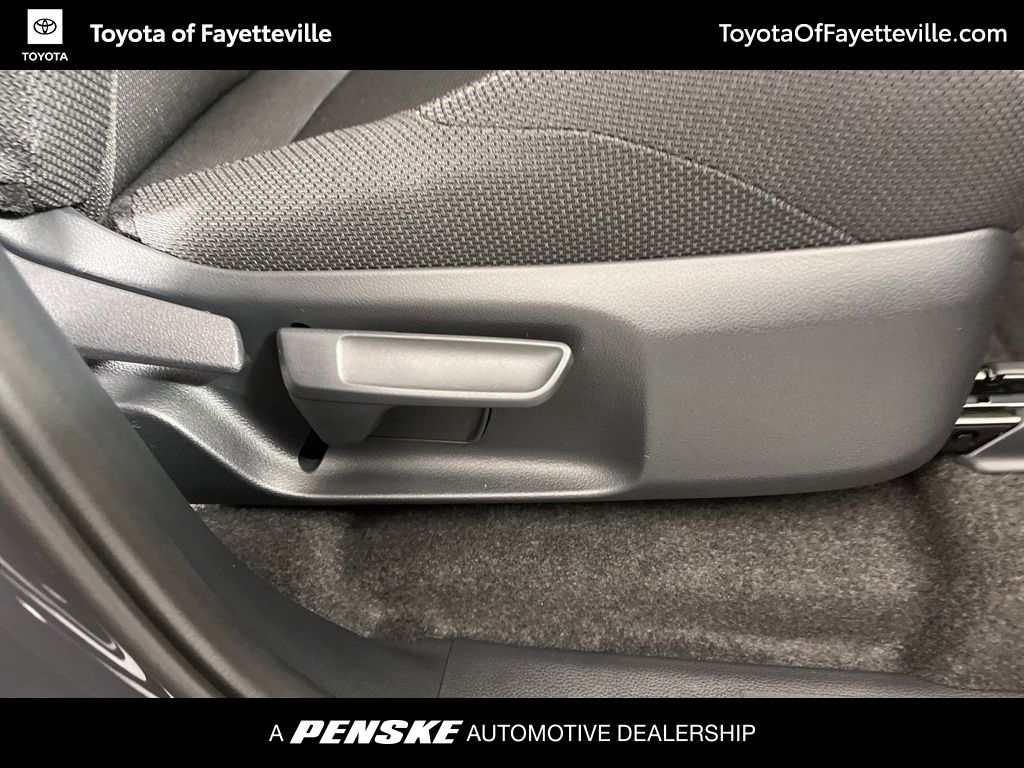 Thumbnail: 2025 Toyota 4Runner - 10