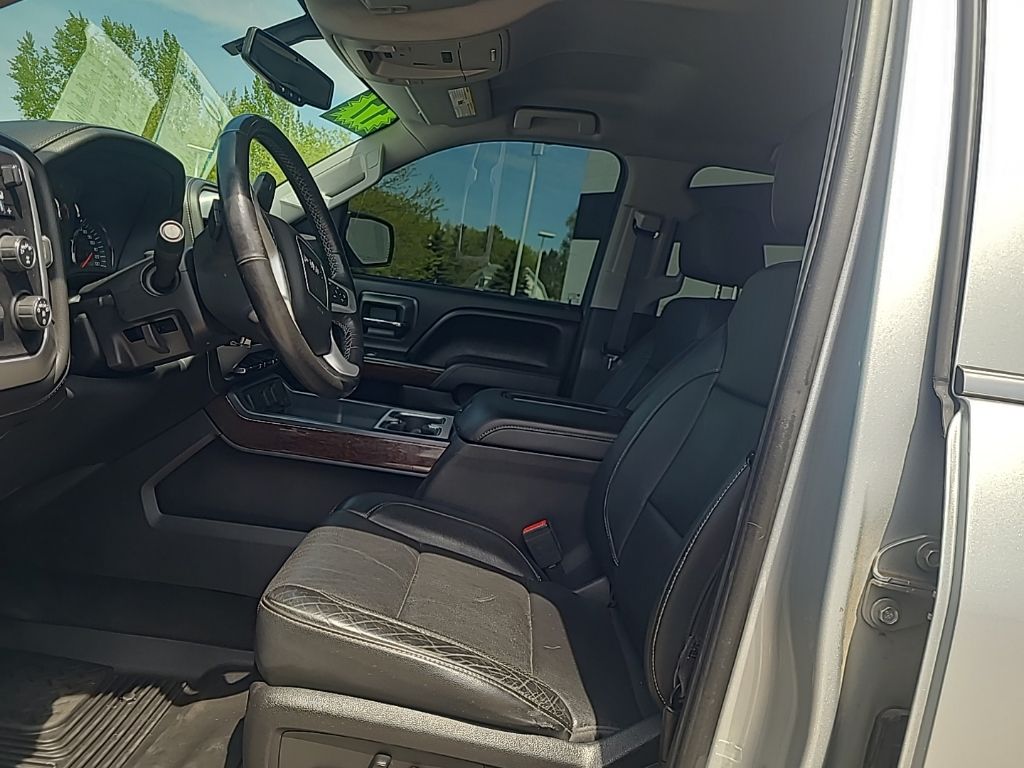 used 2017 GMC Sierra 1500 car, priced at $29,100