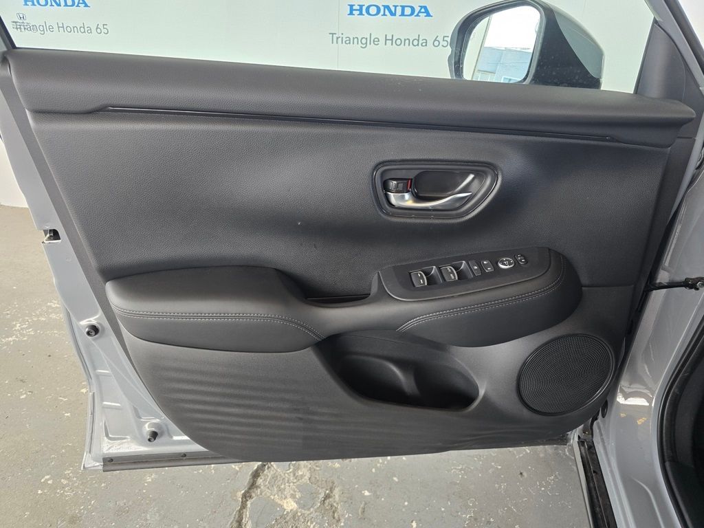 Thumbnail: 2027 Honda HR-V - 26
