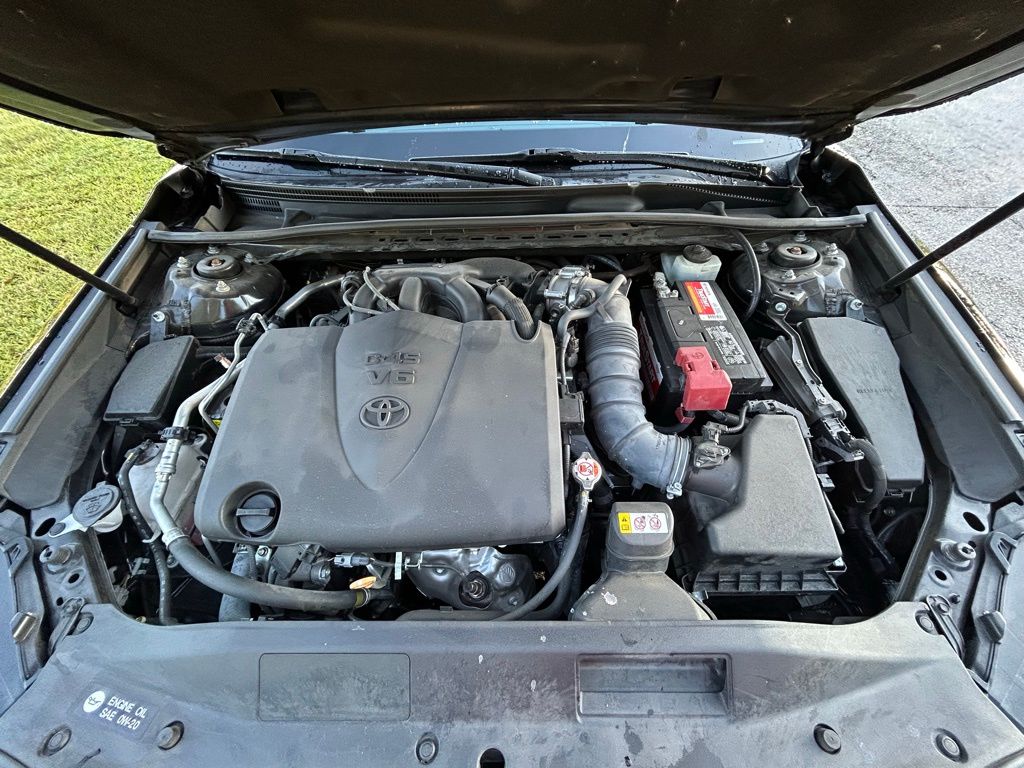 Thumbnail: 2019 Toyota Camry - 11