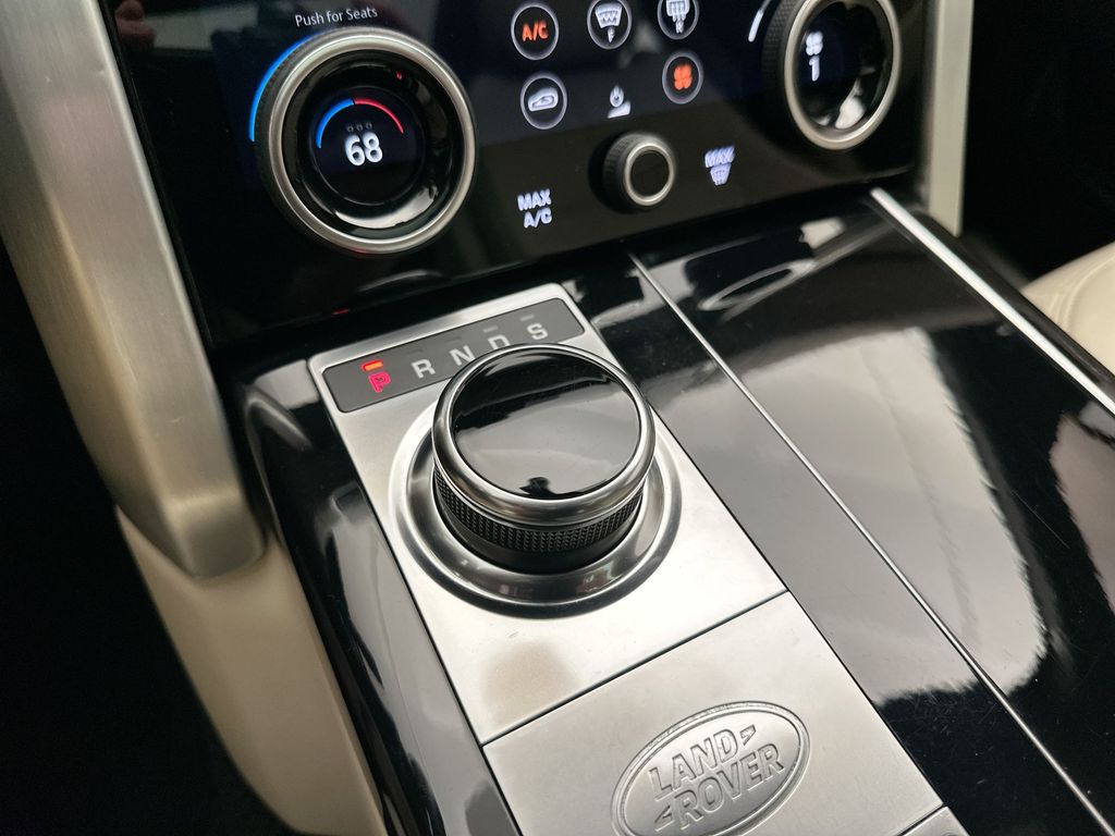 2020 Land Rover Range Rover HSE 12