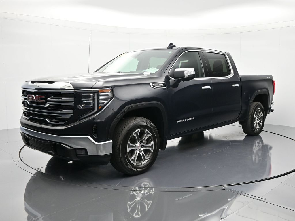 2025 GMC Sierra 1500 SLT Crew Cab 4WD