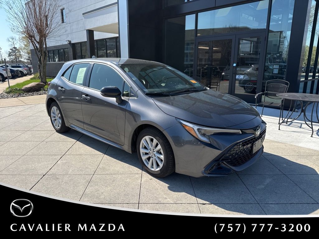 2026 Toyota Corolla Hatchback SE FWD