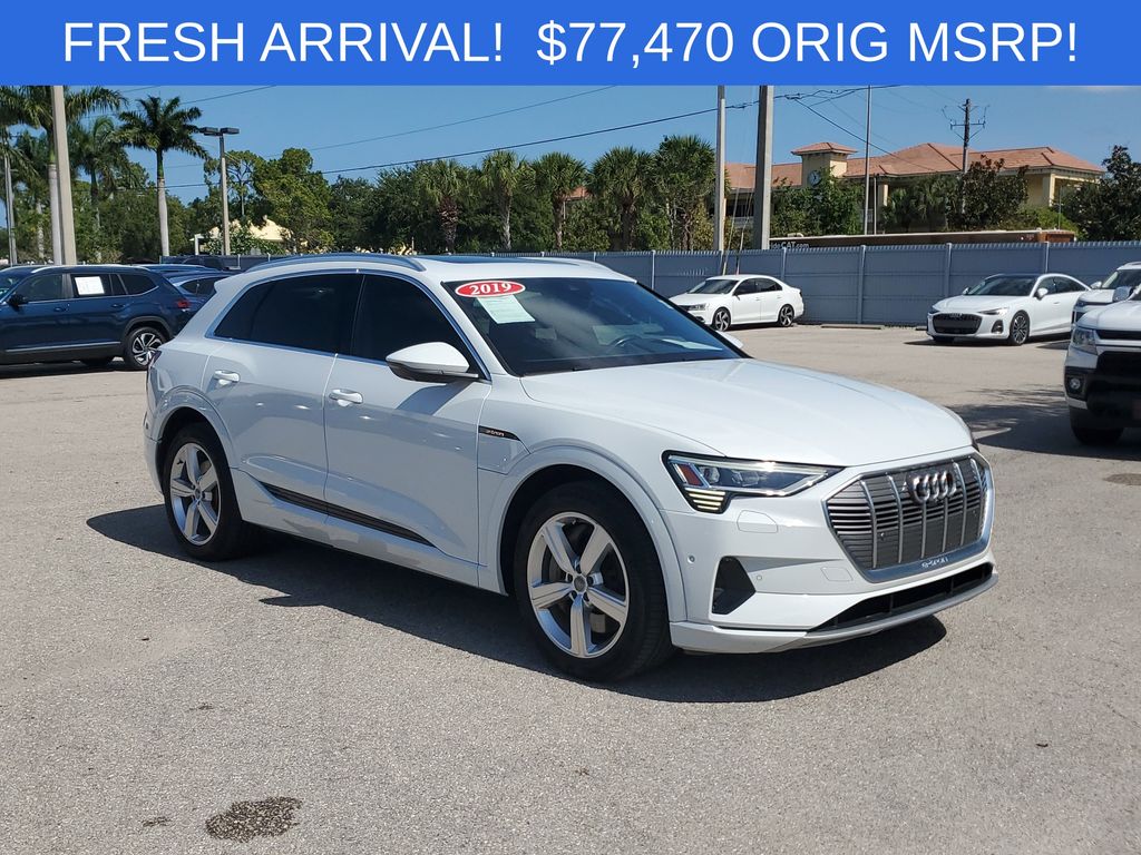 Glacier White Metallic 2019 Audi e-tron SUV / Crossover All-Wheel Drive Automatic