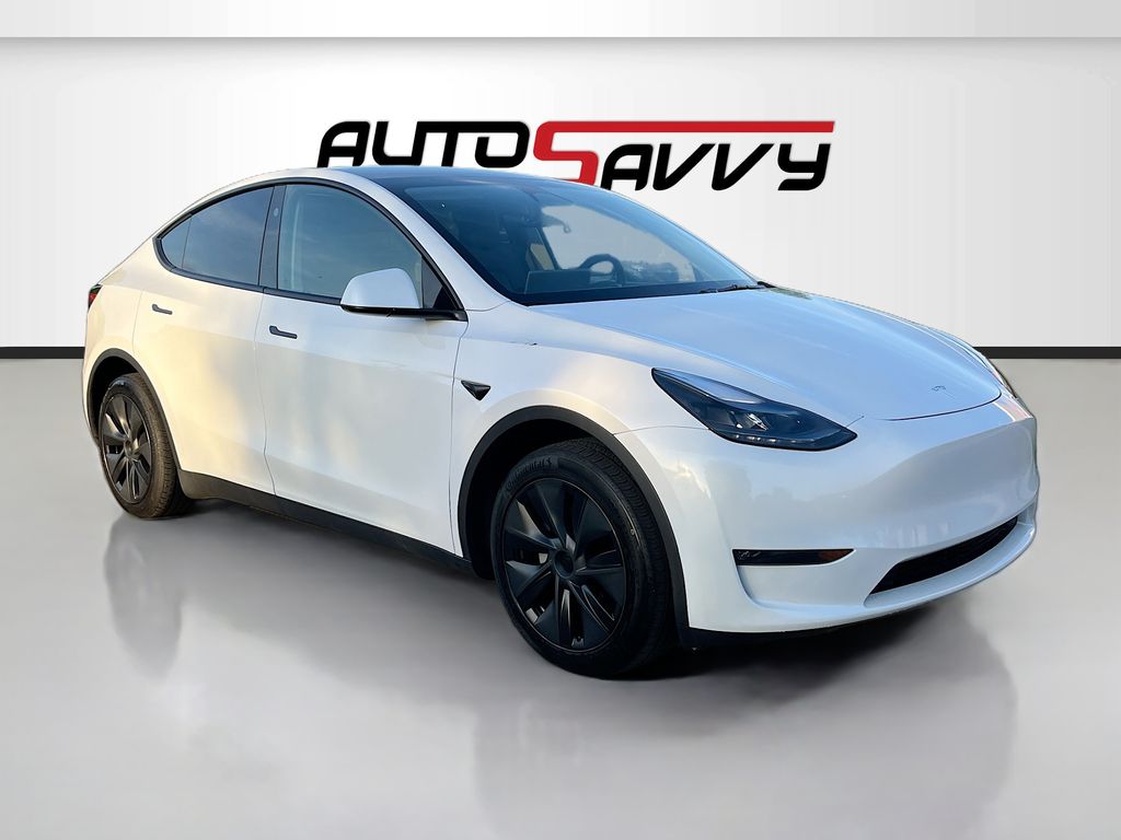 2025 Tesla Model Y Long Range Dual Motor All-Wheel Drive's photo