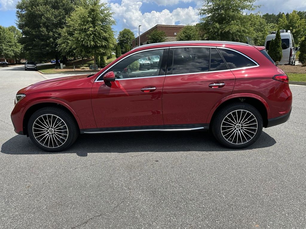 2024 Mercedes-Benz GLC GLC 300 5