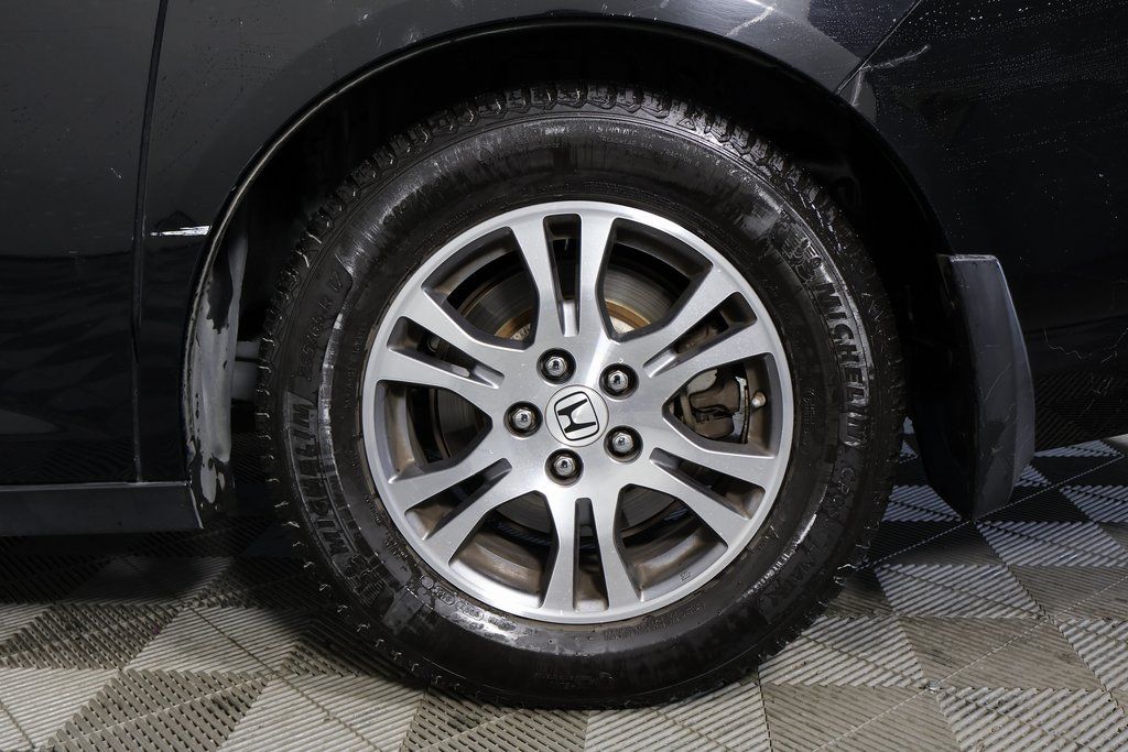 Thumbnail: 2012 Honda Odyssey - 14