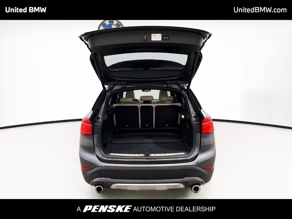 Thumbnail: 2022 BMW X1 - 14