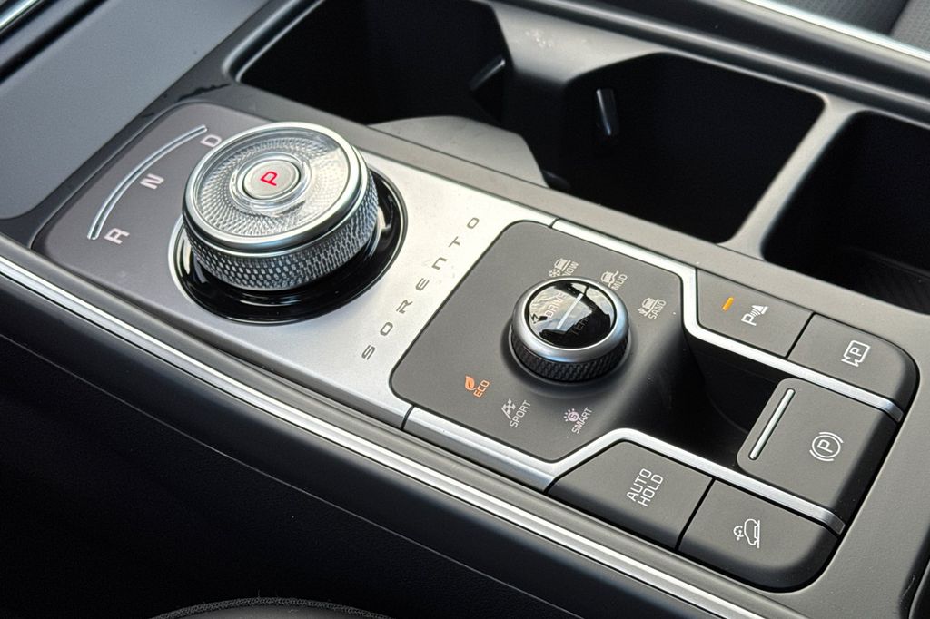 new 2026 Kia Sorento Hybrid car, priced at $42,420