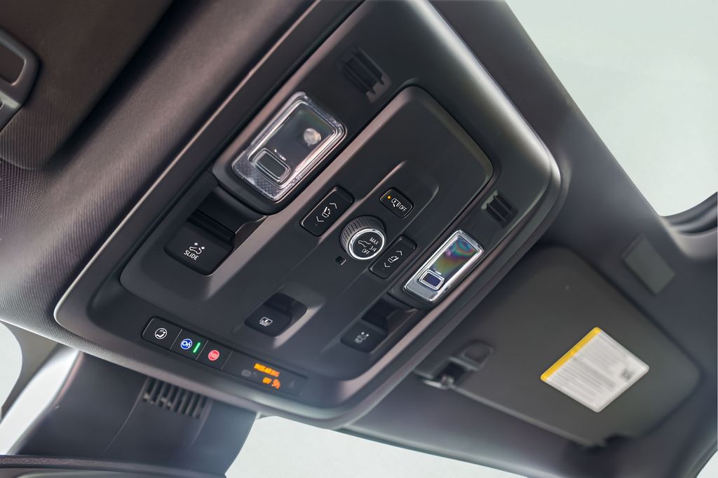 Used Car 2025 Chevrolet Tahoe  Lt For Sale Under $70,000 In Austin, Texas