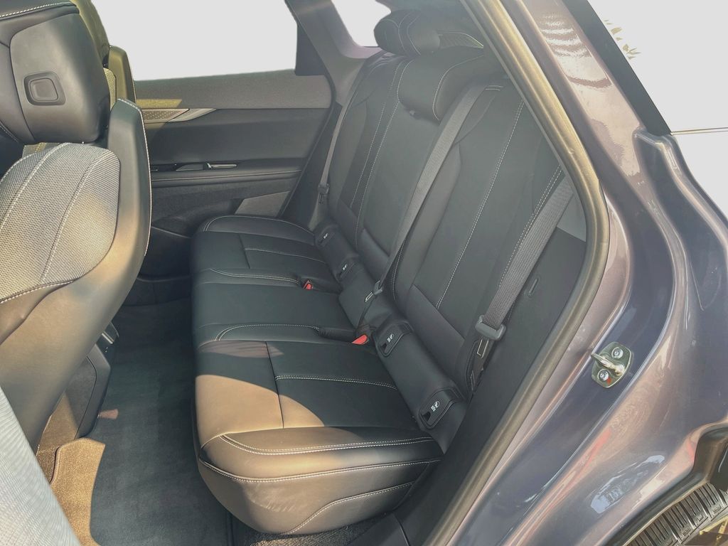 Used 2025 Silver Cadillac Luxury image 26