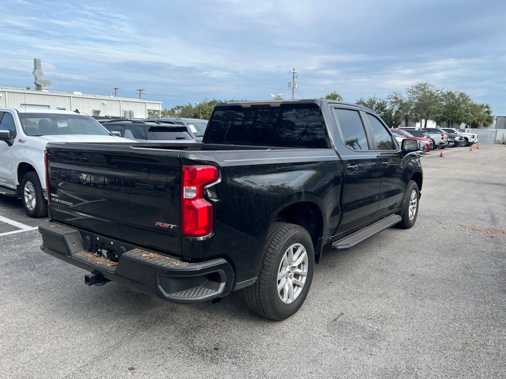 2019 Chevrolet Silverado 1500 RST 3