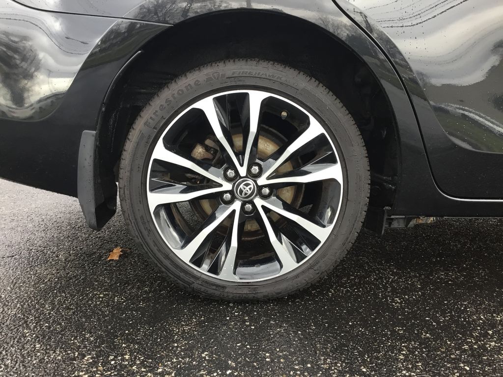 Thumbnail: 2019 Toyota Corolla - 11