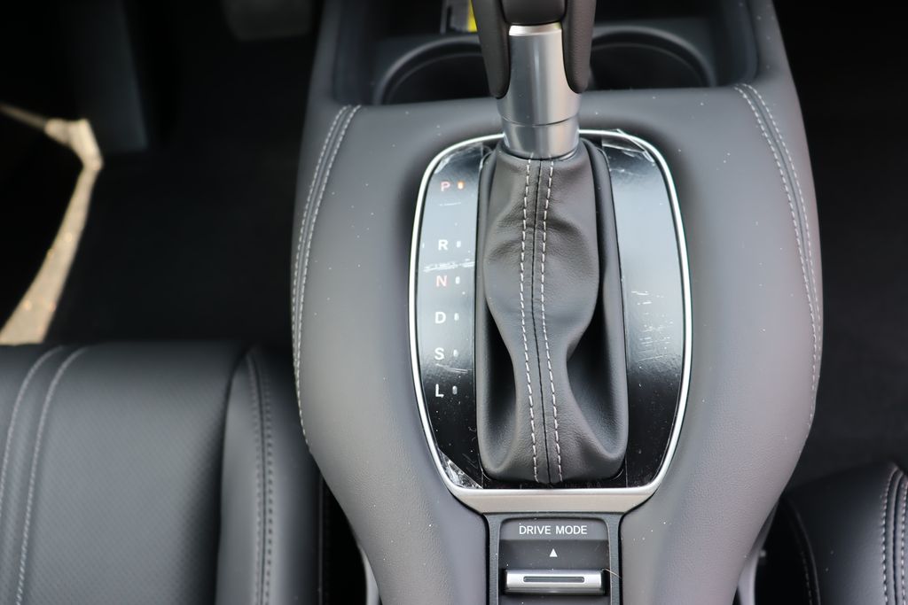 2025 Honda HR-V EX-L 22
