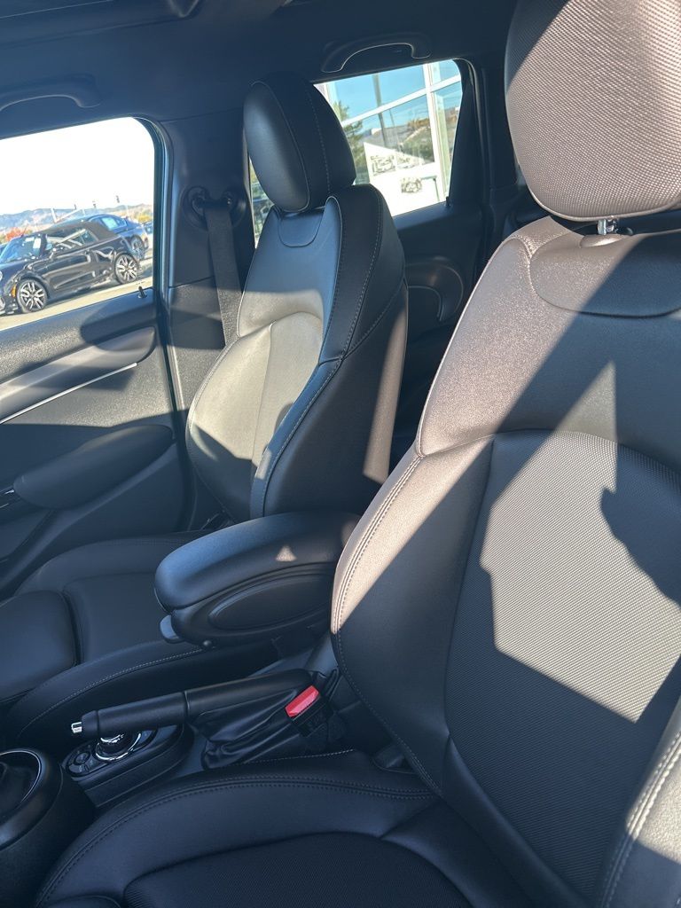 Thumbnail: 2023 MINI Cooper - 5