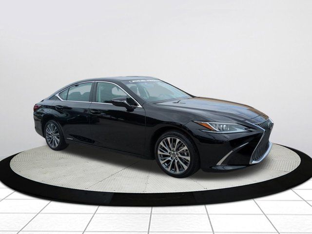 2019 Lexus ES 300h