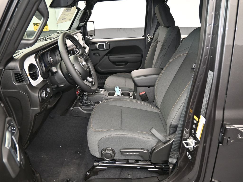 New 2026 Granite Crystal Metallic Clearcoat Jeep Willys image 11