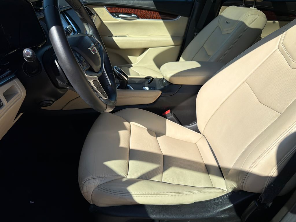 Used 2018 Cadillac XT5 SUV