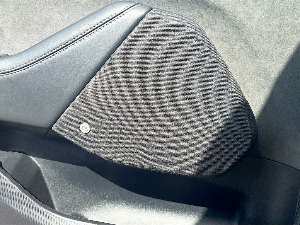 Used 2023 Red Ford GT image 19