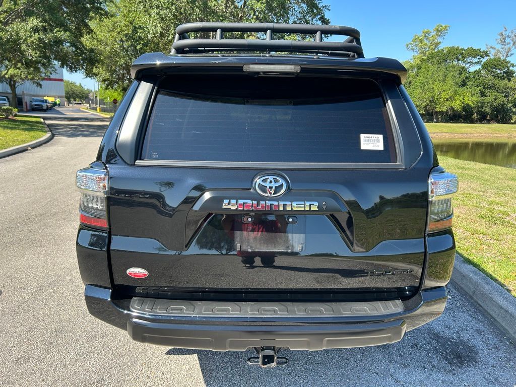 Thumbnail: 2022 Toyota 4Runner - 5