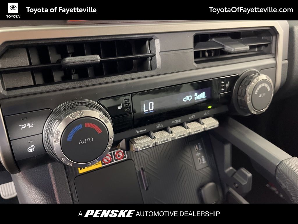 Thumbnail: 2025 Toyota 4Runner - 31