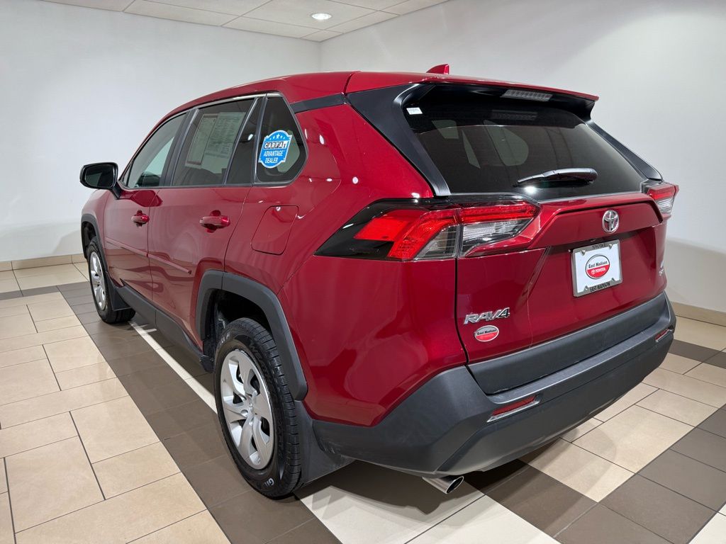 Thumbnail: 2022 Toyota RAV4 - 3