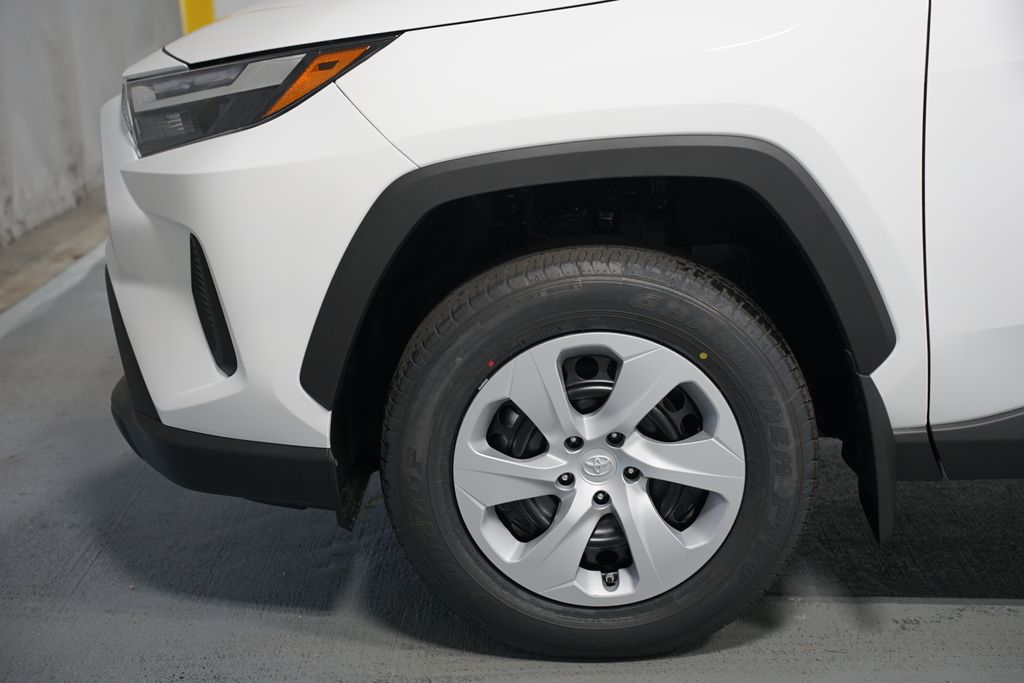 Thumbnail: 2025 Toyota RAV4 - 5