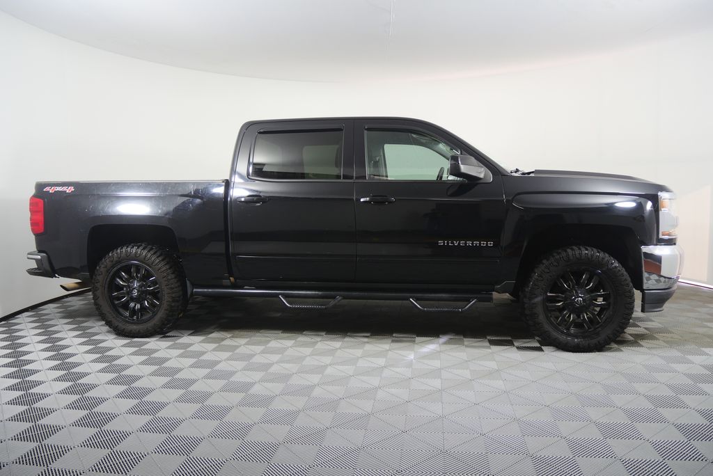 Thumbnail: 2016 Chevrolet Silverado 1500 - 2