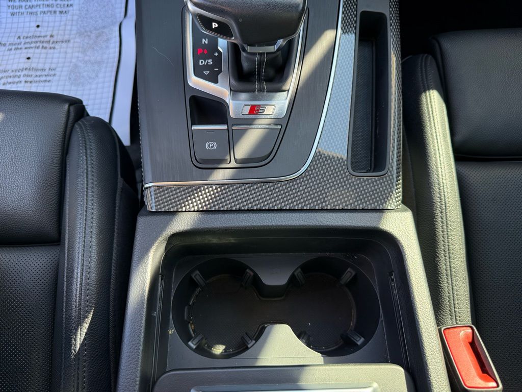 Thumbnail: 2019 Audi SQ5 - 20