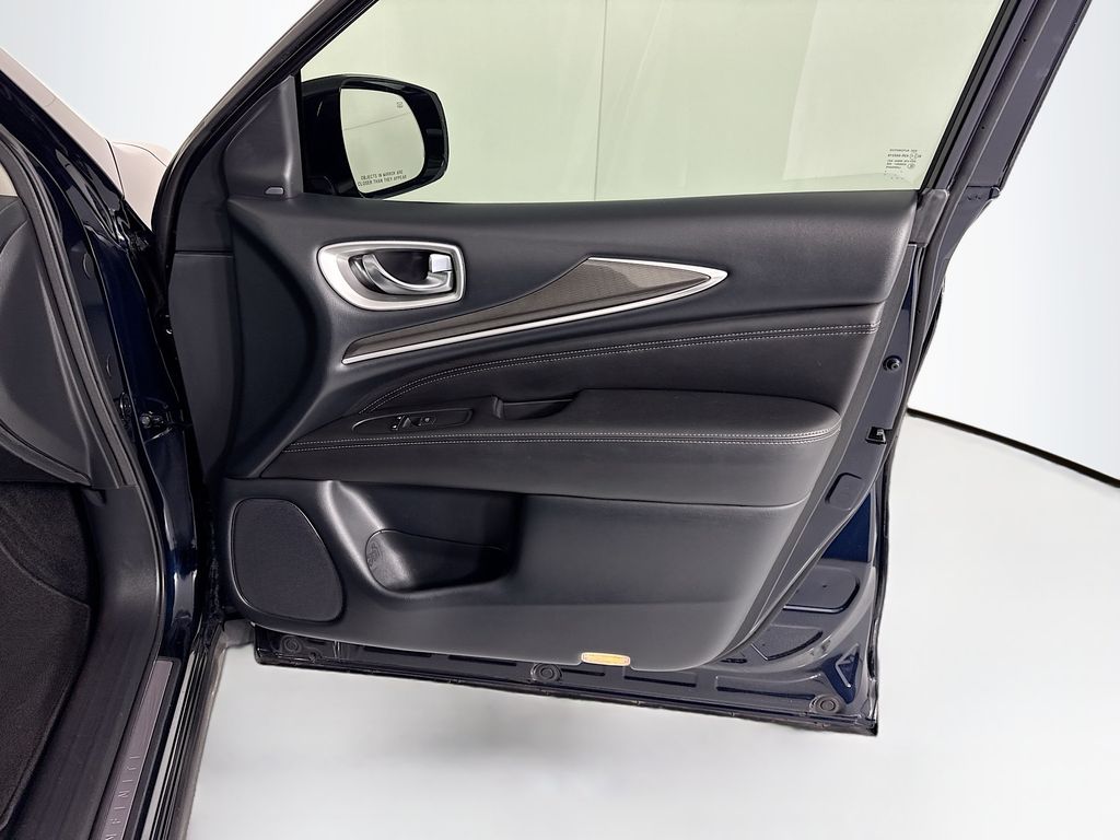 Thumbnail: 2020 INFINITI QX60 - 25