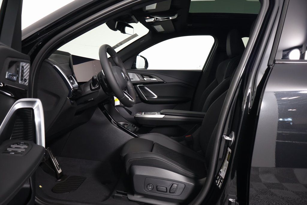2025 BMW X2 xDrive28i 5