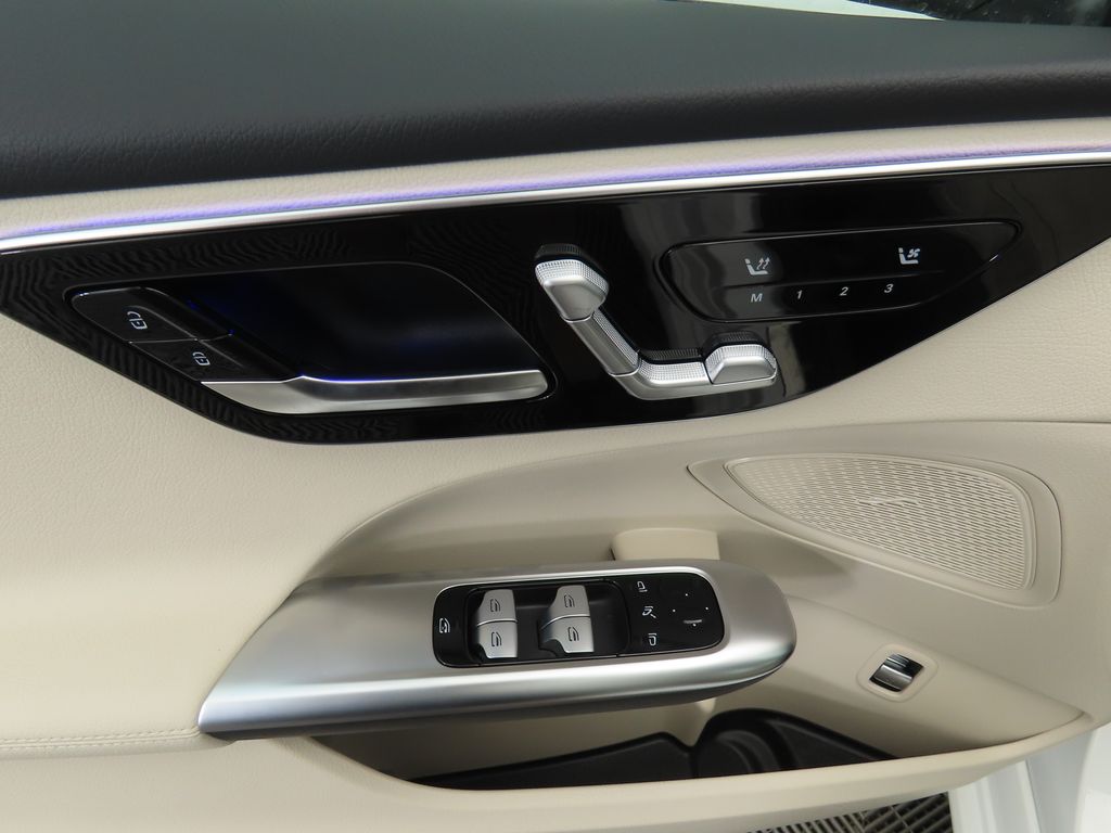 Thumbnail: 2025 Mercedes-Benz C-Class - 23