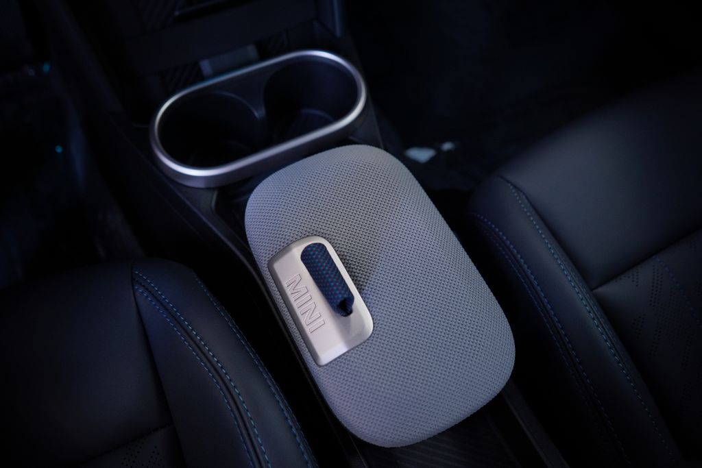 Thumbnail: 2026 MINI Cooper - 10