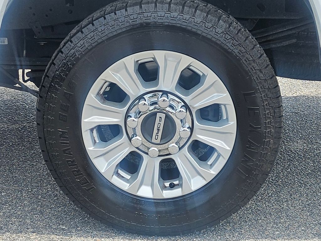 2022 Ford F-250SD XLT White at Walterboro Ford