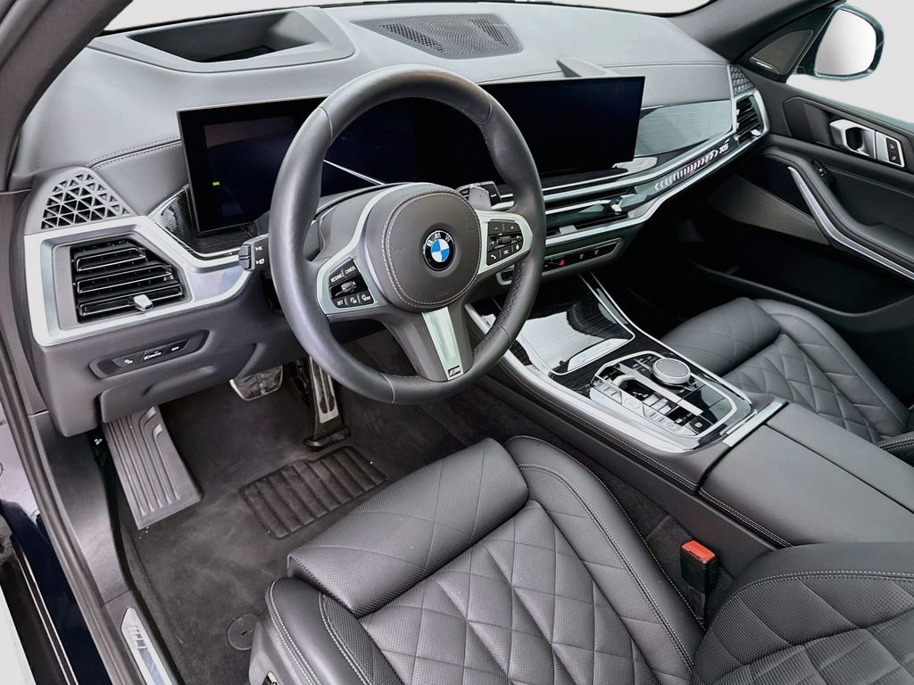Thumbnail: 2025 BMW X5 - 9