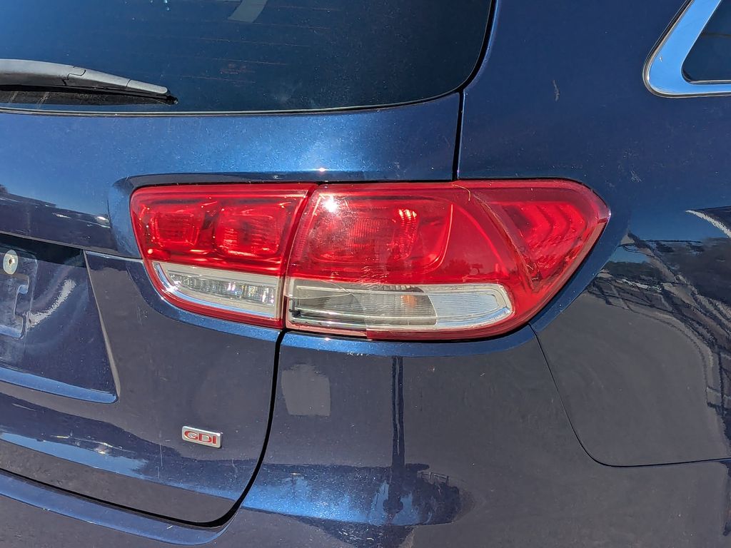 used 2018 Kia Sorento car, priced at $15,192