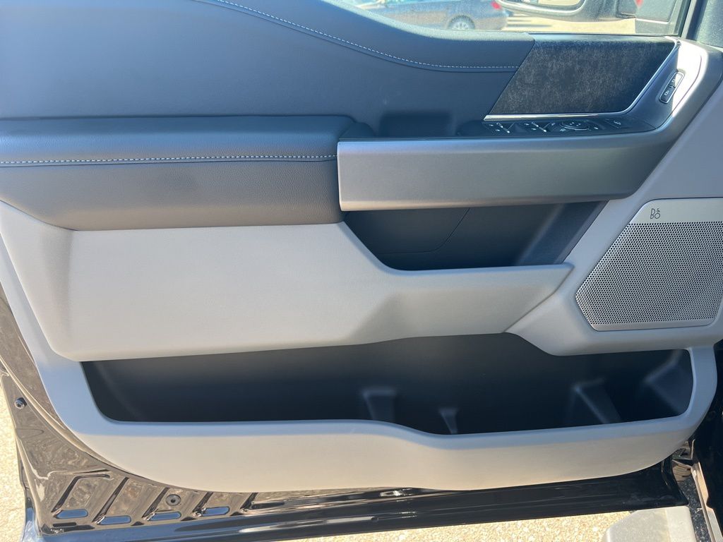 2025 Ford F-350SD