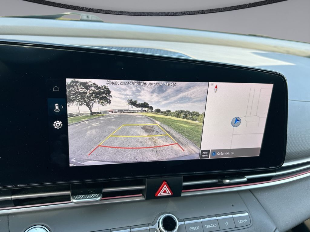 Thumbnail: 2024 Hyundai Elantra - 23