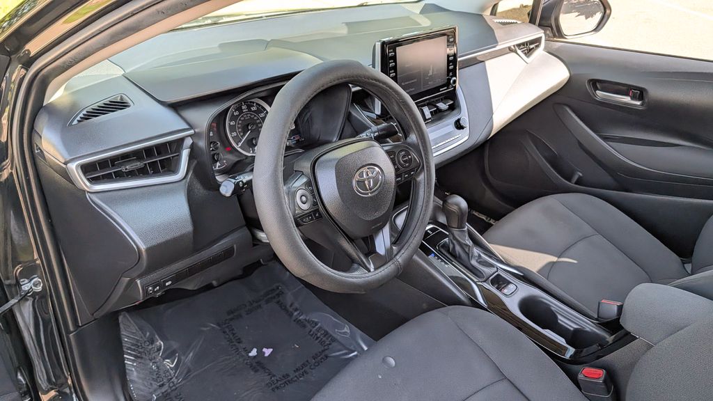 Used 2021 Toyota Corolla LE 4D Sedan