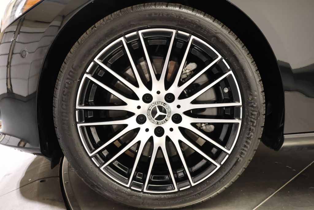 Thumbnail: 2026 Mercedes-Benz C-Class - 11